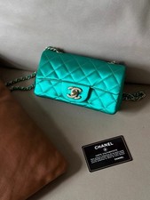 CHANEL Classic Flap Shoulder