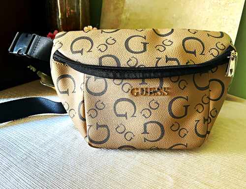 Guess beige black logo - guess,