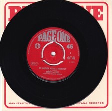 DANNY LA RUE..ON MOTHER