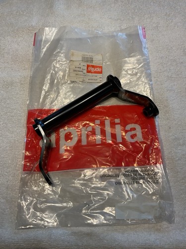 Aprilia sr125 engine connector - engine,
