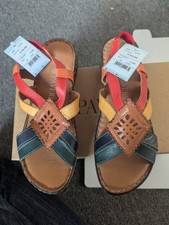 PAVERS MULTICOLOURED LEATHER