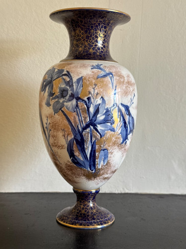 Rare antique royal doulton - antique,
