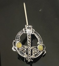 Vintage Sterling Silver Connemara marble/Marcasite Celtic Irish Dublin 1966