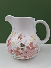 BOOTS HEDGE ROSE  1 pint milk  jug