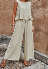 2 piece ruffled vest faux