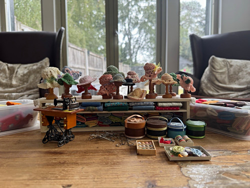 Dollhouse miniature