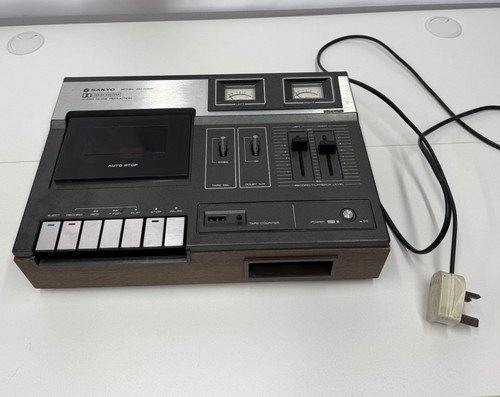 Vintage sanyo stereo - sanyo, cassette