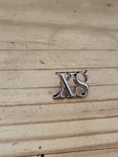 Pin's Pins Pin Enamel 29 ARTHUS BERTRAND Silver Metal 2D PACO RABANE "XS" 