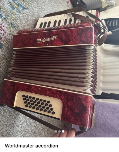 Worldmaster piano accordion - piano,