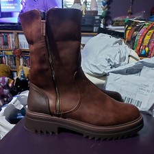 TU Sainsbury Woman Faux