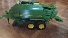 John Deere 690 Round Baler bruder