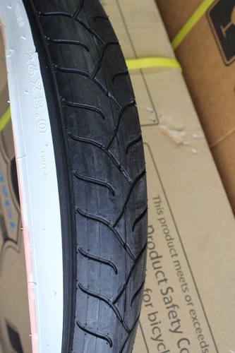 Bike tire white - 26”,