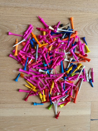 Large mixed lot golf tees - large,