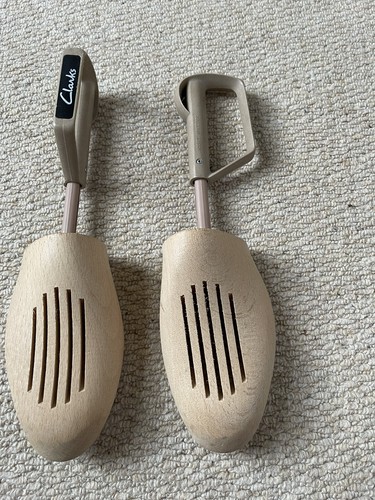 Clarks wooden shoe trees size - shoe,