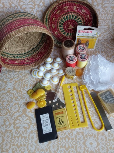 Lovely joblot vintage - of,