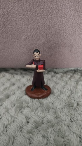 Mrs tweedy figure - mrs., toy