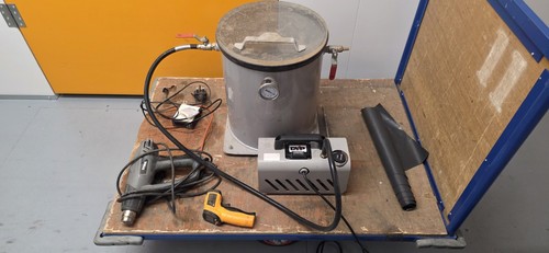 Resin degassing vacuum chamber - resin,