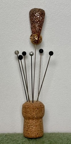 Vintage hat pins - vintage, x
