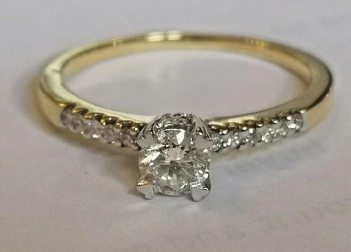 Diamond solitaire with - diamond,