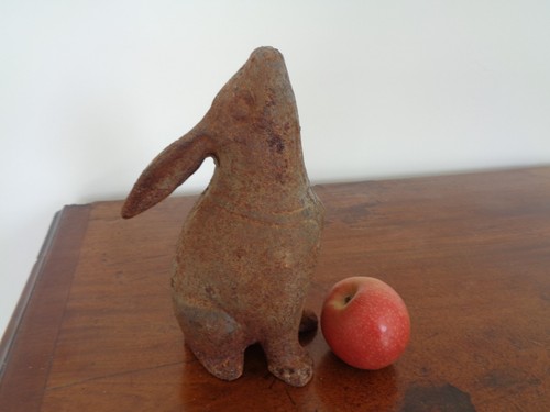 Unusual old cast metal - old,
