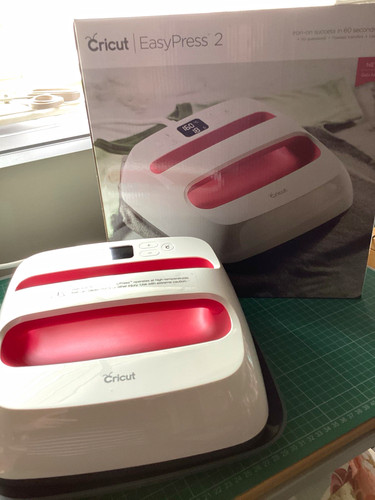 Cricut easypress heat press - easypress,