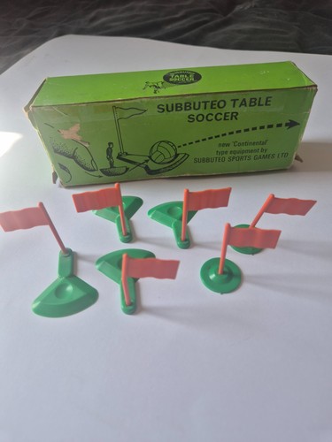 Subbuteo c117 flag set boxed - c117,