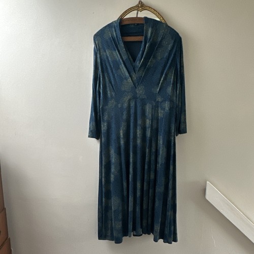 Viyella petites pattern neck - pattern, v-neck