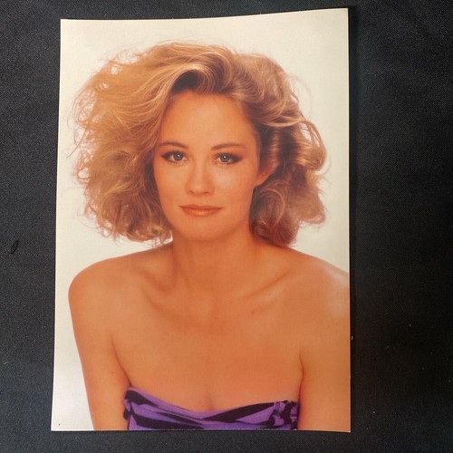 Cybil shepherd moonlighting - shepherd,