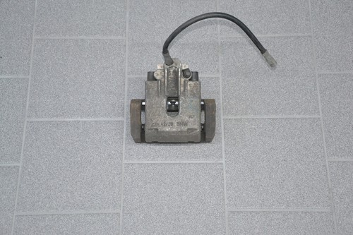 Bmw e61 brake calipers - brake,