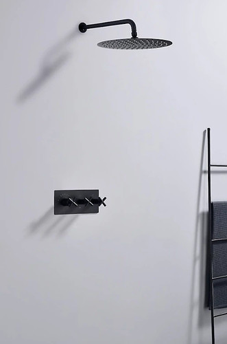 Bath store noir concealed - bath,