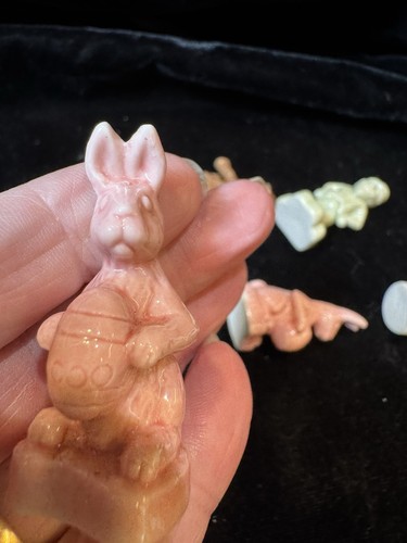 Wade whimsies mini figurine - wade,