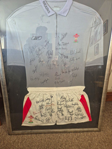 Wales rugby signed - wales,