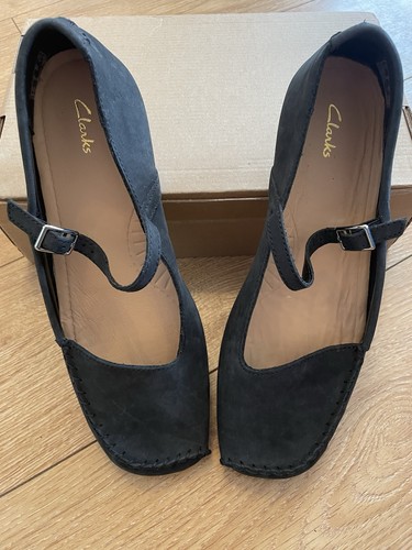 Clarks freckle black suede - clarks, t