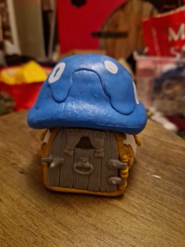 Smurf mushroom house blue - , roof