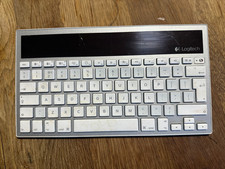 Logitech K760 Bluetooth