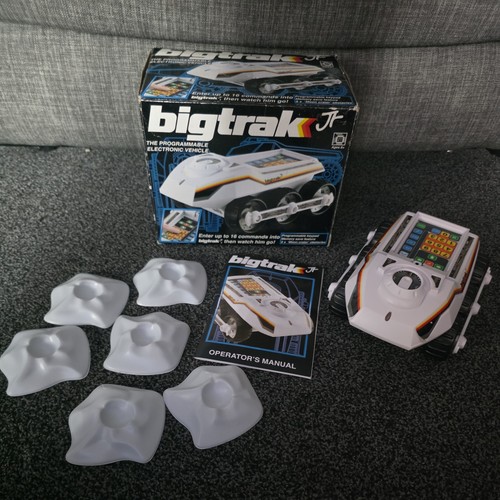 Bigtrak programmable - bigtrak,