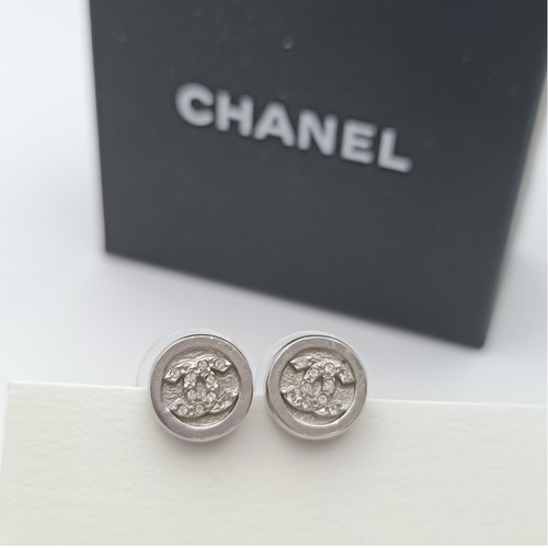 Chanel mini round - cc, logo