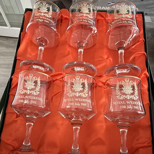Royal wedding set - royal,