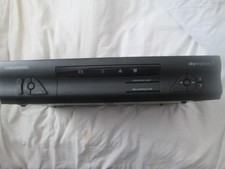 GRUNDIG SKY DIGI BOX GDS200 SPARES OR RE PAIR