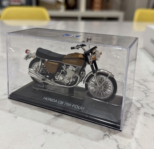 Protar italeri honda - protar,