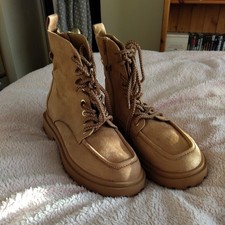 Deichmann Suede beige Ankle