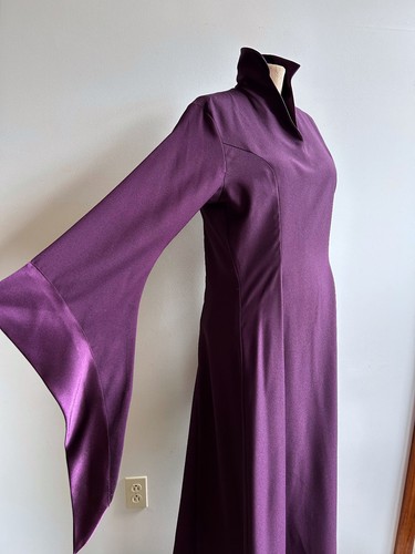 Maroon satin crepe gown - maroon,