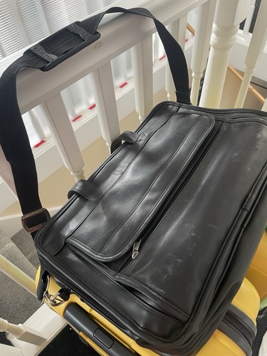 Carlton carry black bag - carry,