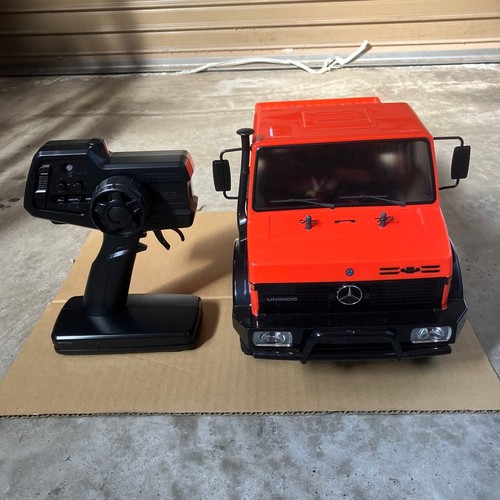 Tamiya mercedes benz unimog - tamiya,