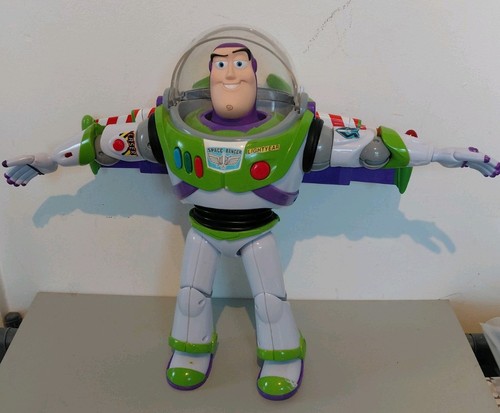 Buzz lightyear figure toy - buzz,