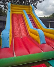 *25FT L X 20FT H X 15FT W * ?? ??MEGA SLIDE ? ? BOUNCY CASTLE + DELIVERY!