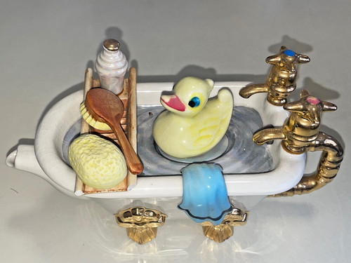 Vintage teapottery bathtime - teapottery,