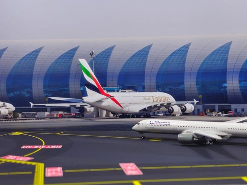 400 airport display - 1/400,