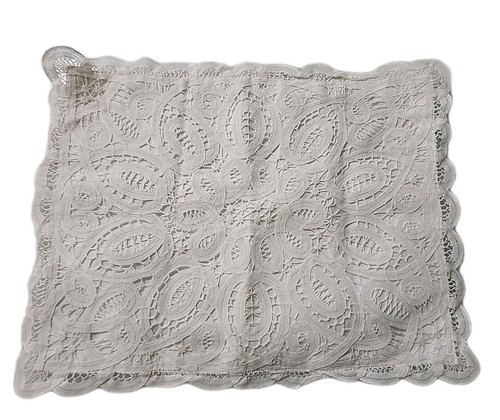Unused white battenburg lace - unused,