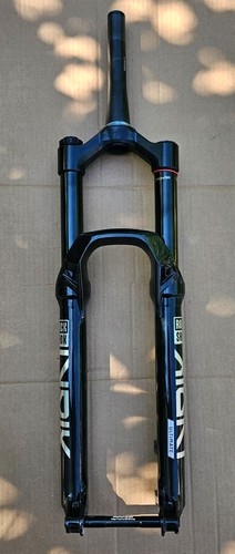 2025 rockshox lyrik ultimate - rockshox,
